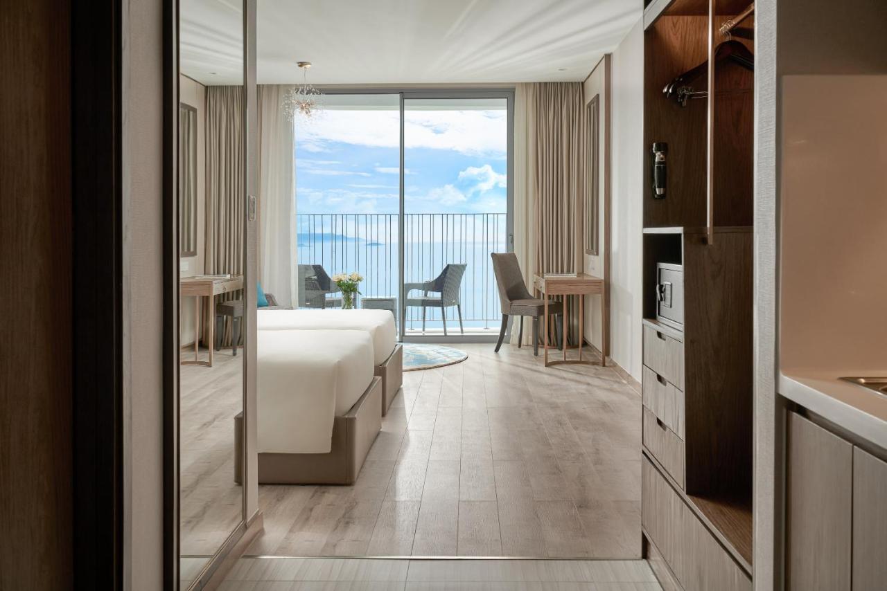 Capital Beachfront Нячанг Экстерьер фото