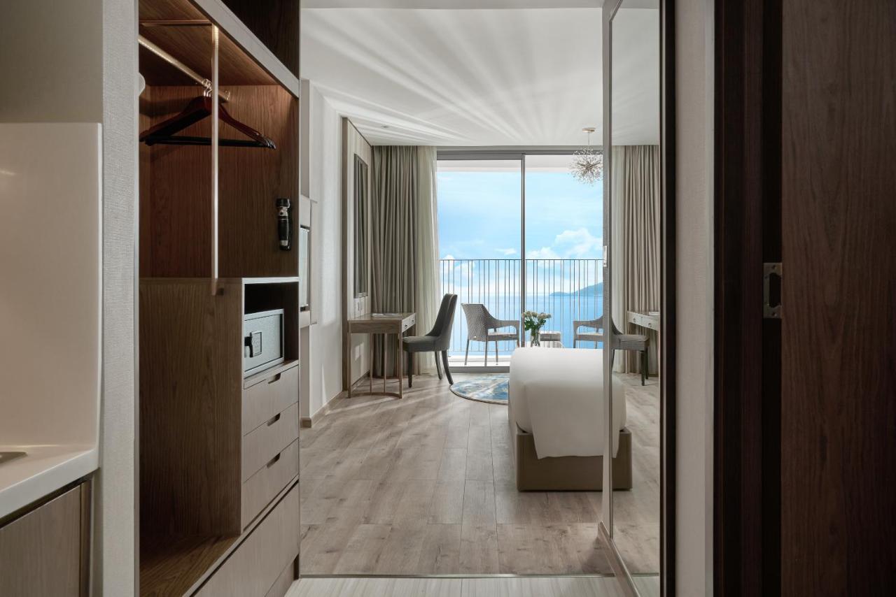 Capital Beachfront Нячанг Экстерьер фото