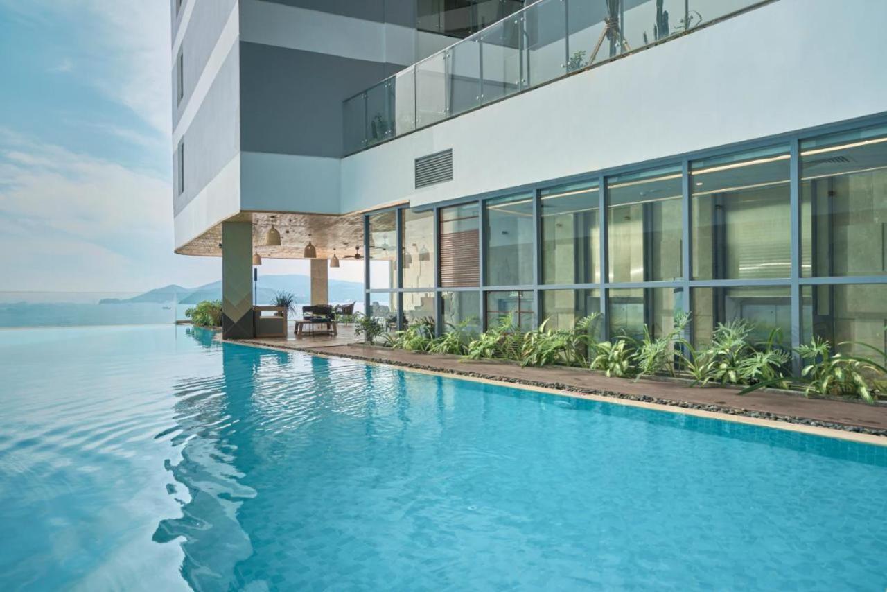 Capital Beachfront Нячанг Экстерьер фото