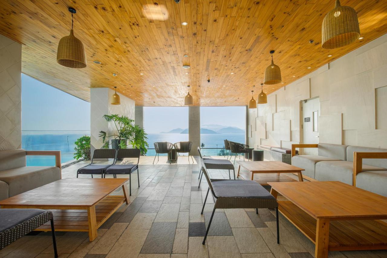 Capital Beachfront Нячанг Экстерьер фото
