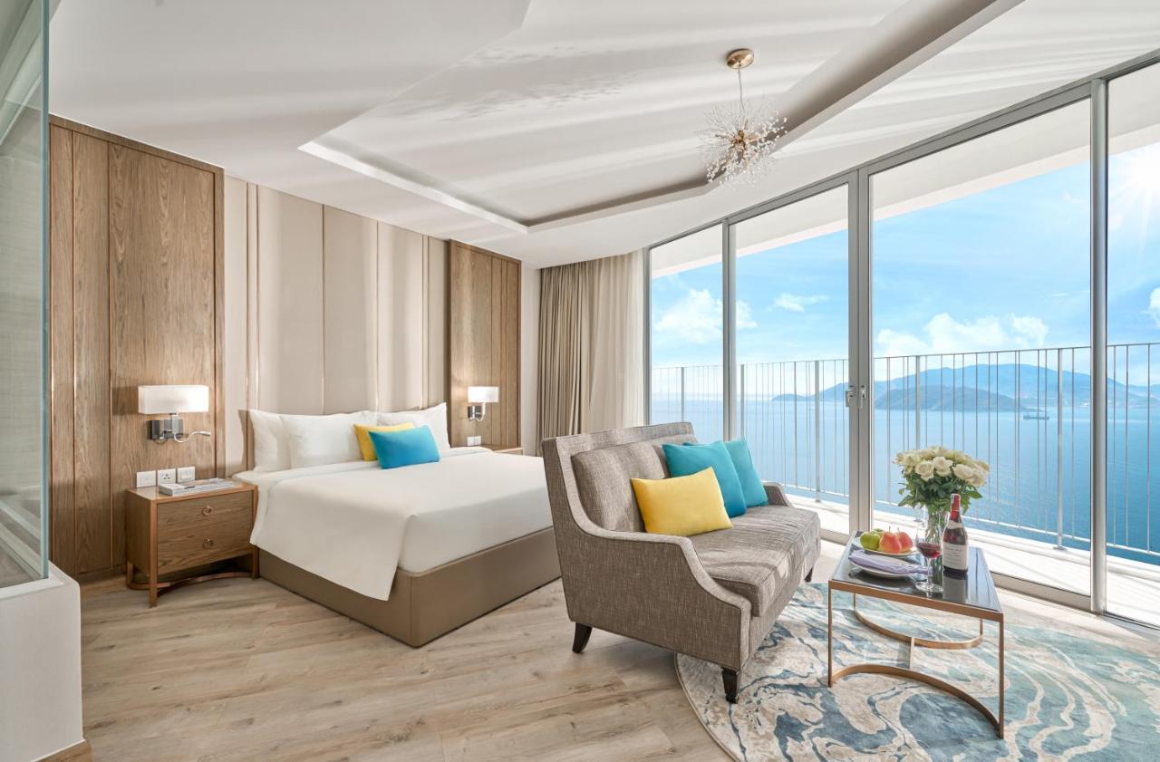 Capital Beachfront Нячанг Экстерьер фото