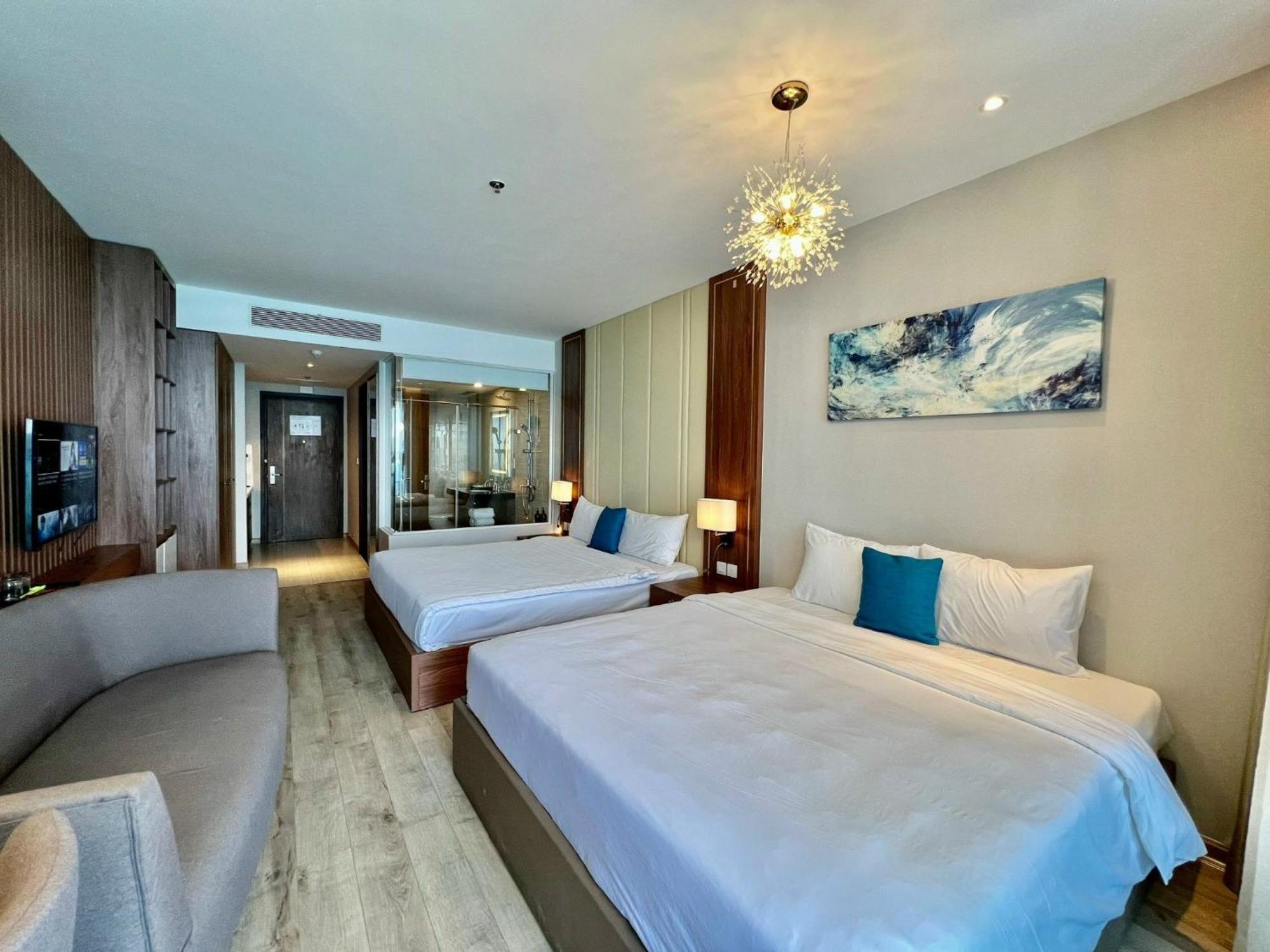 Capital Beachfront Нячанг Экстерьер фото